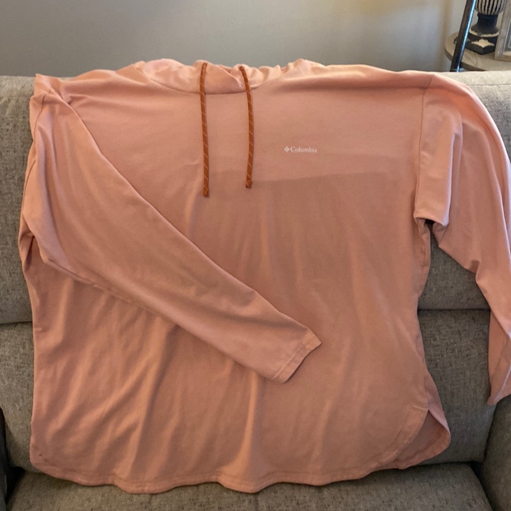Women’s Columbia lightweight hoodie. Like new. 1X